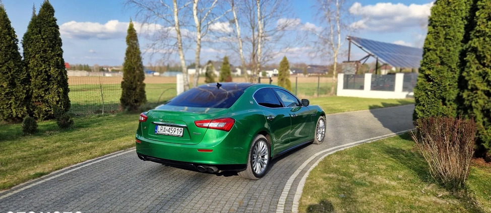 Maserati Ghibli cena 103000 przebieg: 120000, rok produkcji 2014 z Chocz małe 301